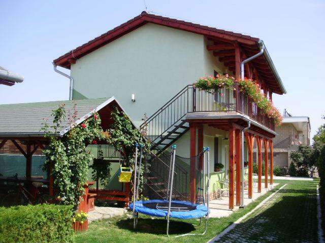 Zeleny Domcek 公寓